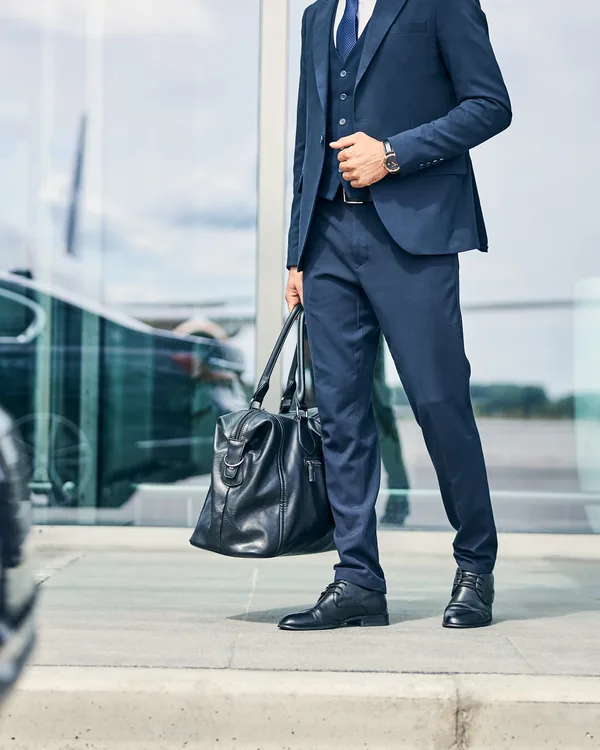 Premium Rental Cars at Dallas Airport vs. Chauffeured Travel